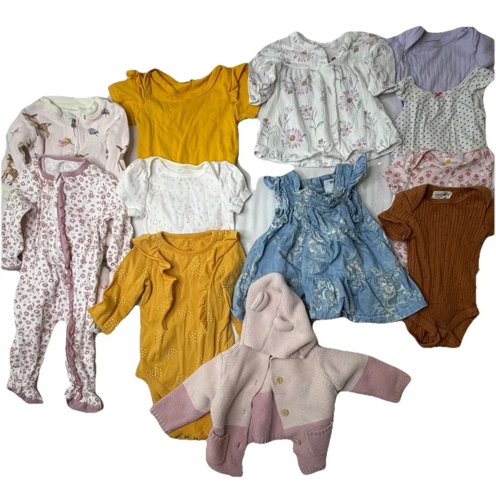 Lot of 12 Baby Girl Clothes Newborn 0-3M 3-6M Dresses Bodysuits Pajamas